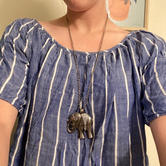 Elephant Pendant Necklace - Picture 2 of 2
